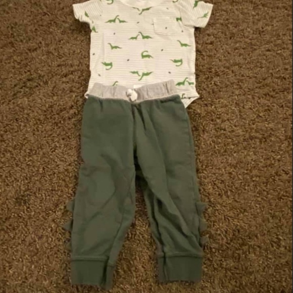All 12 months baby boy clothes BUNDLE! Great Deal - Picture 9 of 16